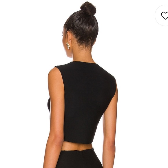 Commando Butter Cropped Muscle Tee - Picture 2 of 5